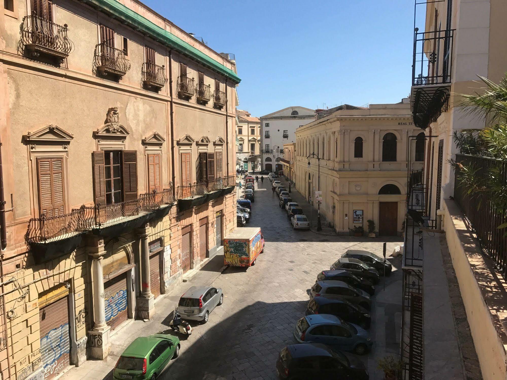 Palermit'Amo Bed and Breakfast Palermo Buitenkant foto